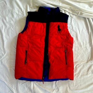 Polo Ralph Lauren men’s vest. No tags fits like men’s medium. Excellent